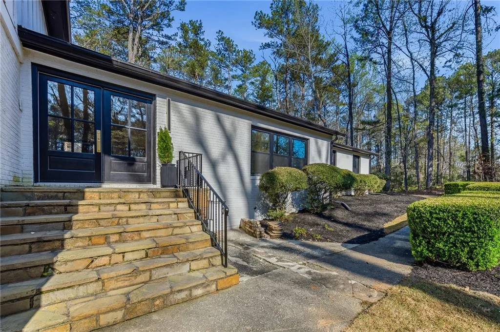855 Flamingo Drive SW, Atlanta, GA, 30311