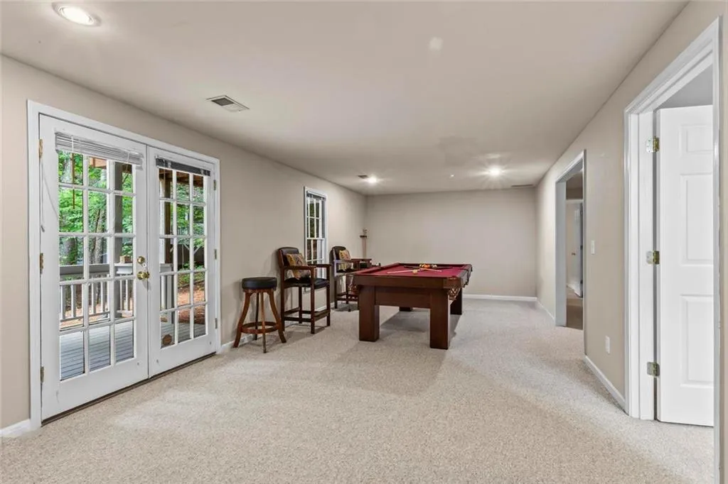 Alpharetta, Georgia 30005, United States, 4 Bedrooms Bedrooms, ,4 BathroomsBathrooms,Residential,Active,198831