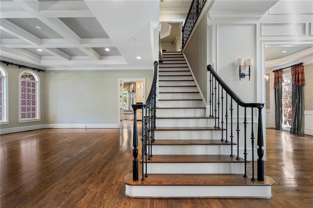 1446 W Wesley Road, Atlanta, Georgia image 11
