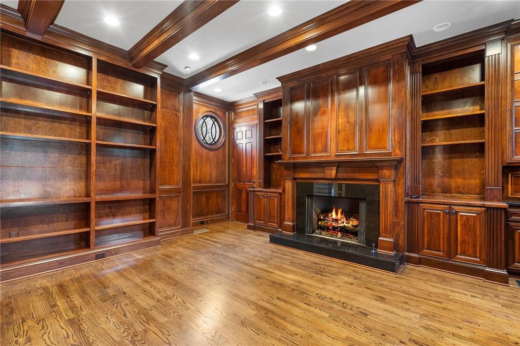 1446 W Wesley Road, Atlanta, Georgia image 16