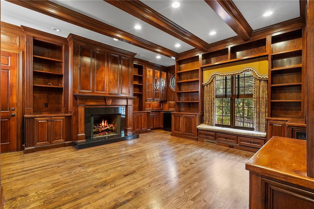 1446 W Wesley Road, Atlanta, Georgia image 15