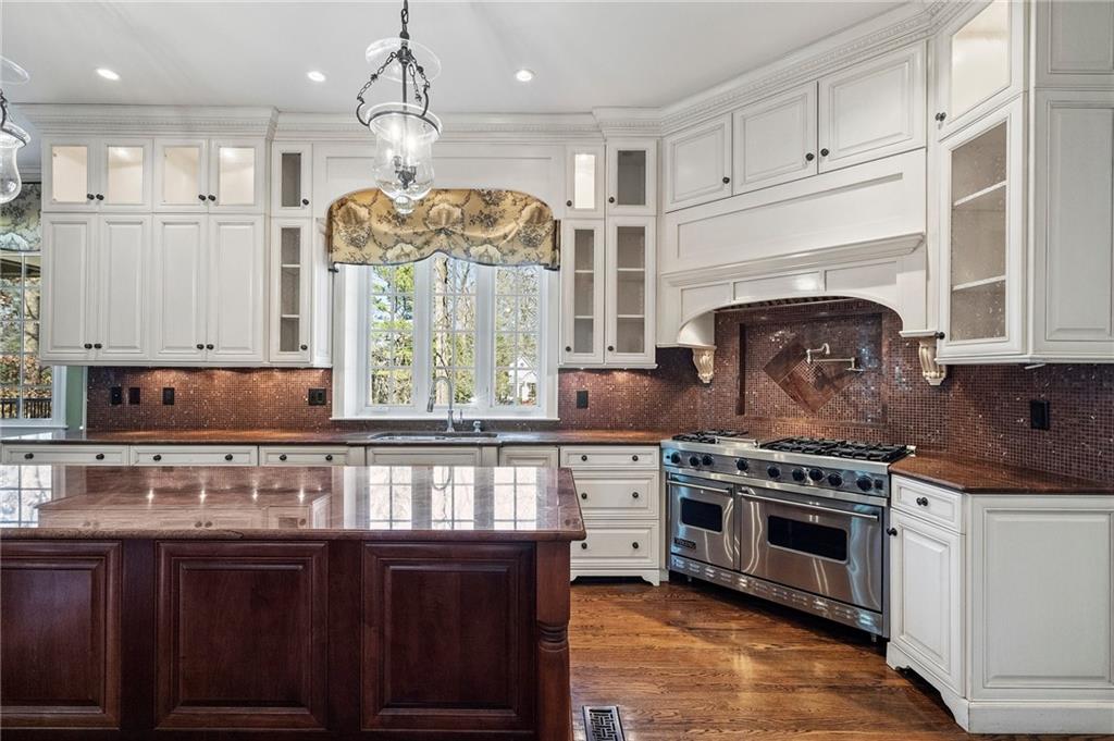 1446 W Wesley Road, Atlanta, Georgia image 22