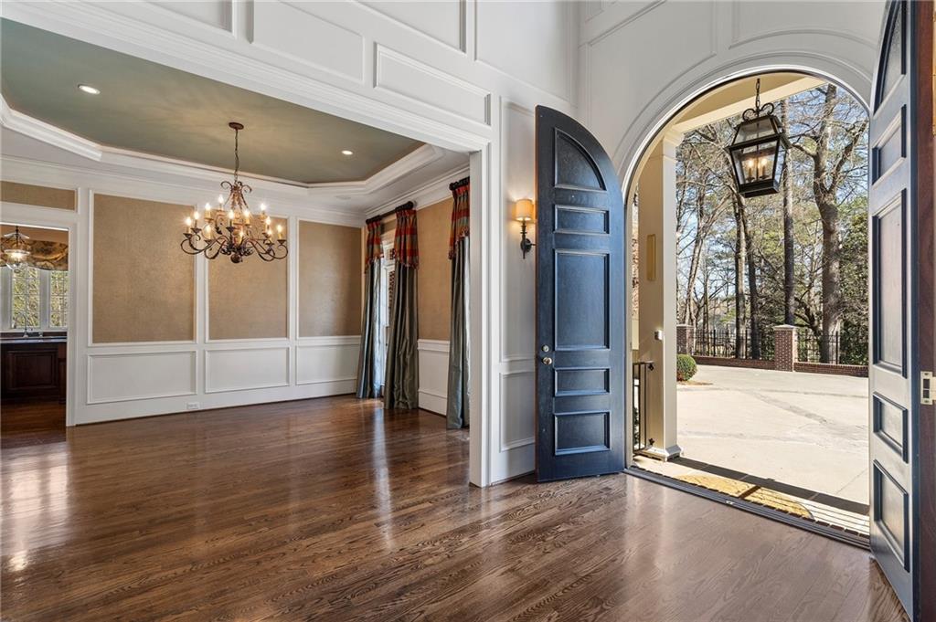 1446 W Wesley Road, Atlanta, Georgia image 10