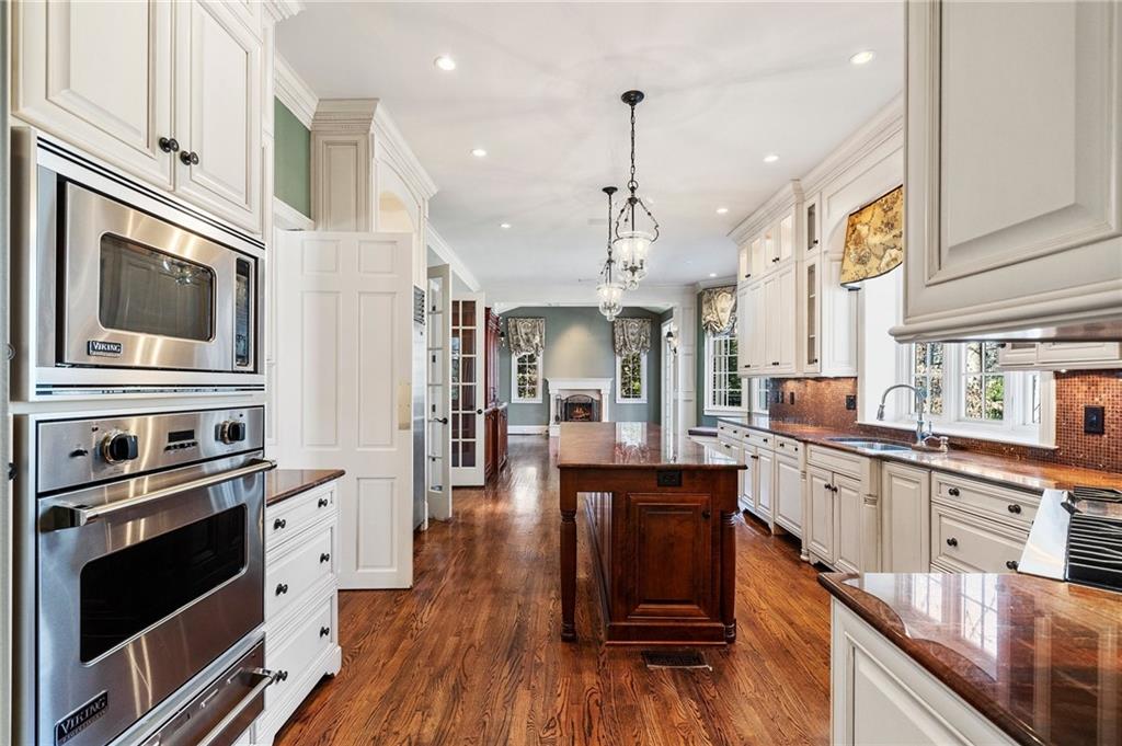 1446 W Wesley Road, Atlanta, Georgia image 18