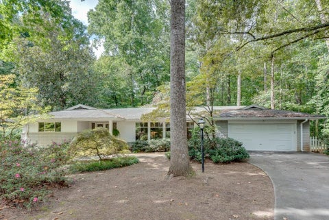 Photo of 1800 Angelique Drive, Decatur, GA 30033 (MLS # 7844580)
