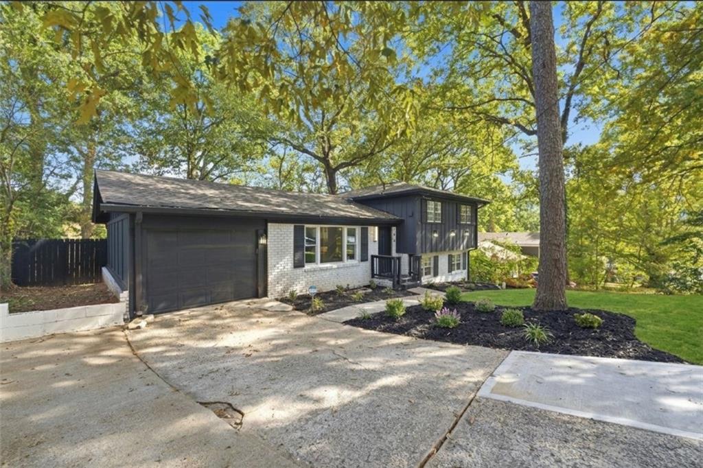 2491 Crestdale Circle