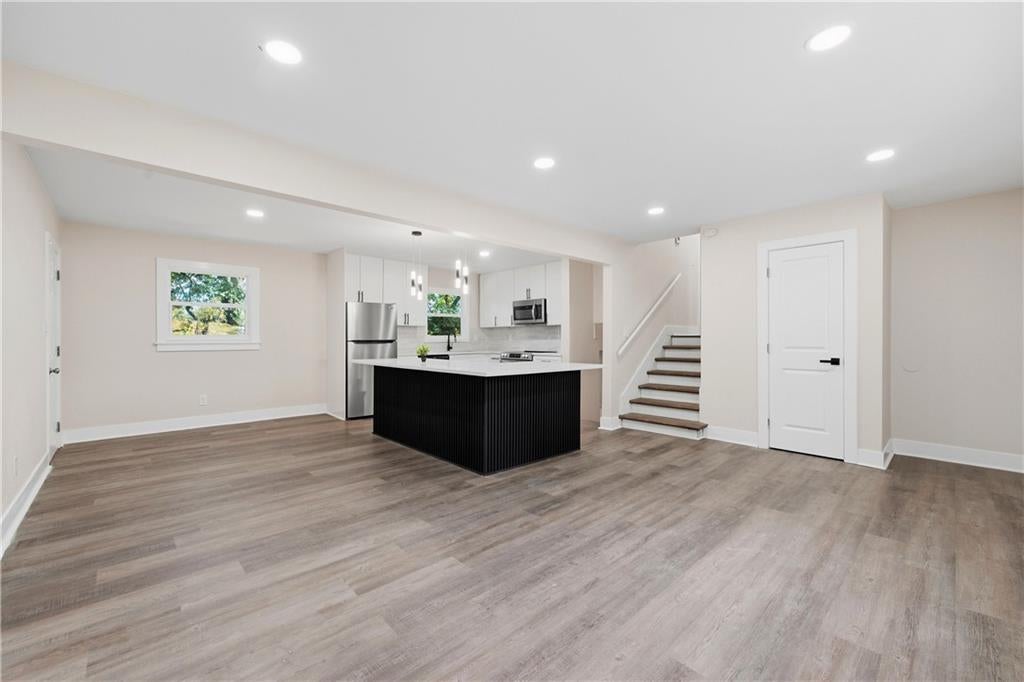 2491 Crestdale Circle
