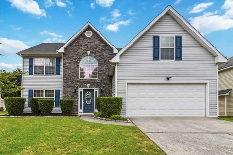 Homes For Sale - 159 Shadowhill Lane<br/> Loganville, GA 30052