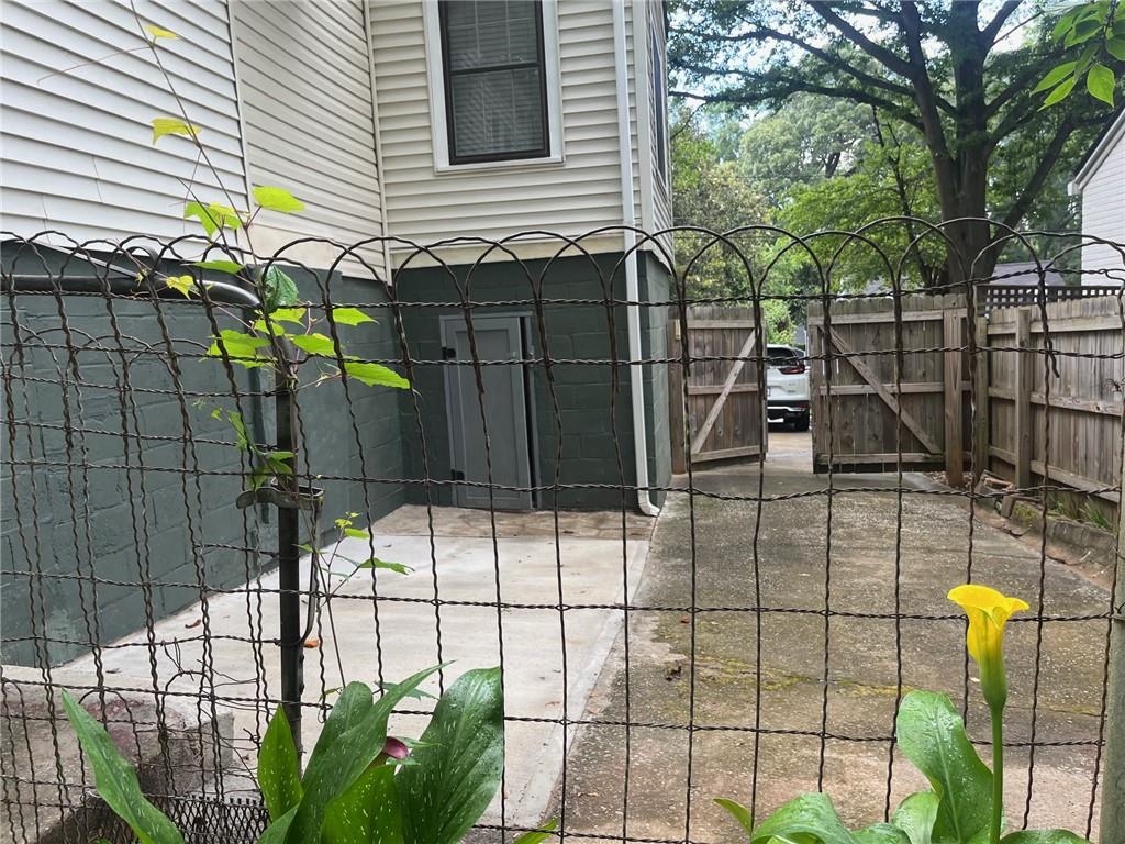 818 Burchill Street SW