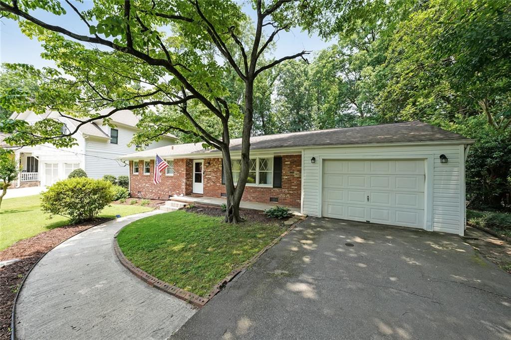 2394 Burch Circle, Brookhaven, Georgia image 4