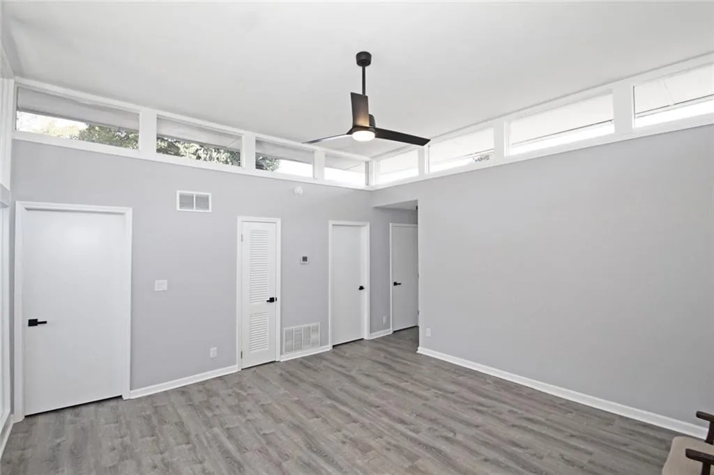 Sandy Springs, Georgia 30328, United States, 2 Bedrooms Bedrooms, ,2 BathroomsBathrooms,Residential,Active,84358