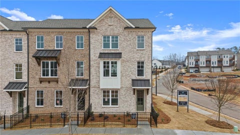 Townhouse For Sale - 3242 Brunel Lane #13<br/> Peachtree Corners, GA 30092