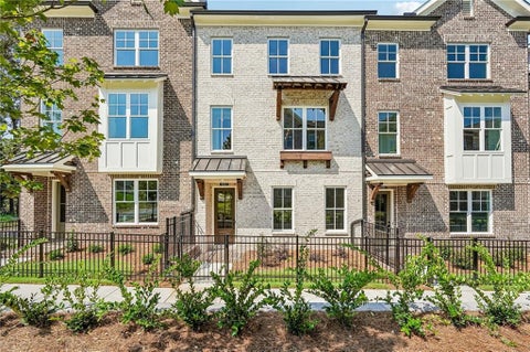 Townhouse For Sale - 3242 Brunel Lane #13<br/> Peachtree Corners, GA 30092