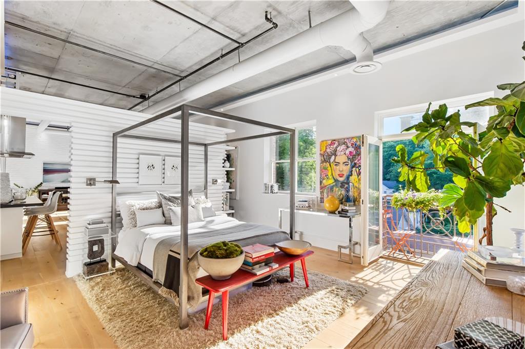 206 11th Street NE 502