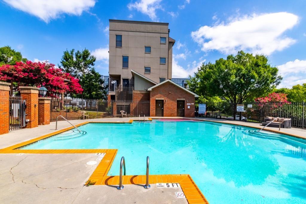 898 Oak Street SW 3109