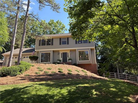 Photo of 8015 Meadowsweet Trace, Roswell, GA 30076 (MLS # 7768908)