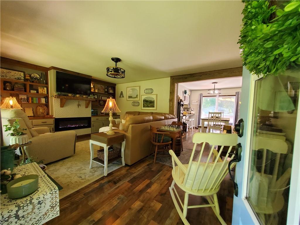 606 Keetor Road