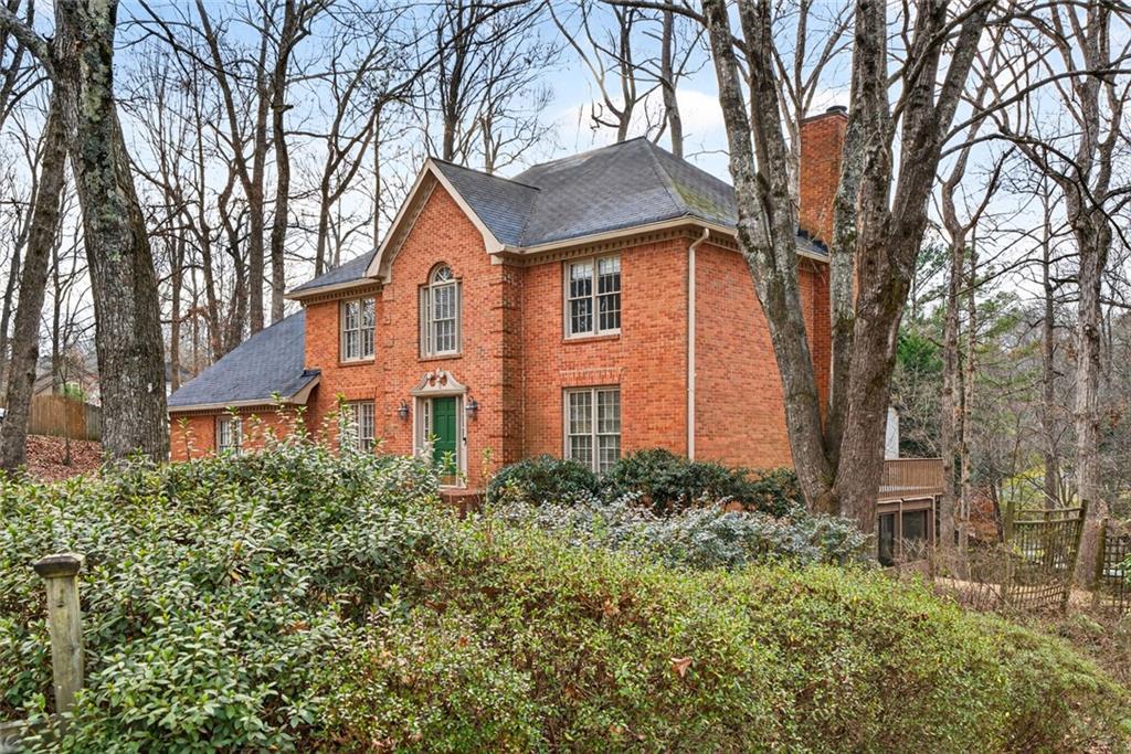 1967 Rolling House Lane NE