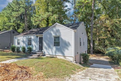 924 BEECHER Court SW Atlanta GA 30311