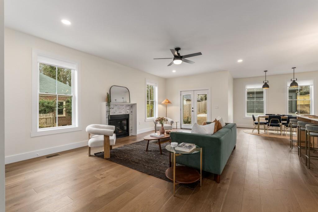 2261 Venetian Drive