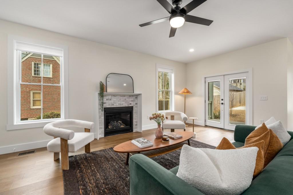 2261 Venetian Drive