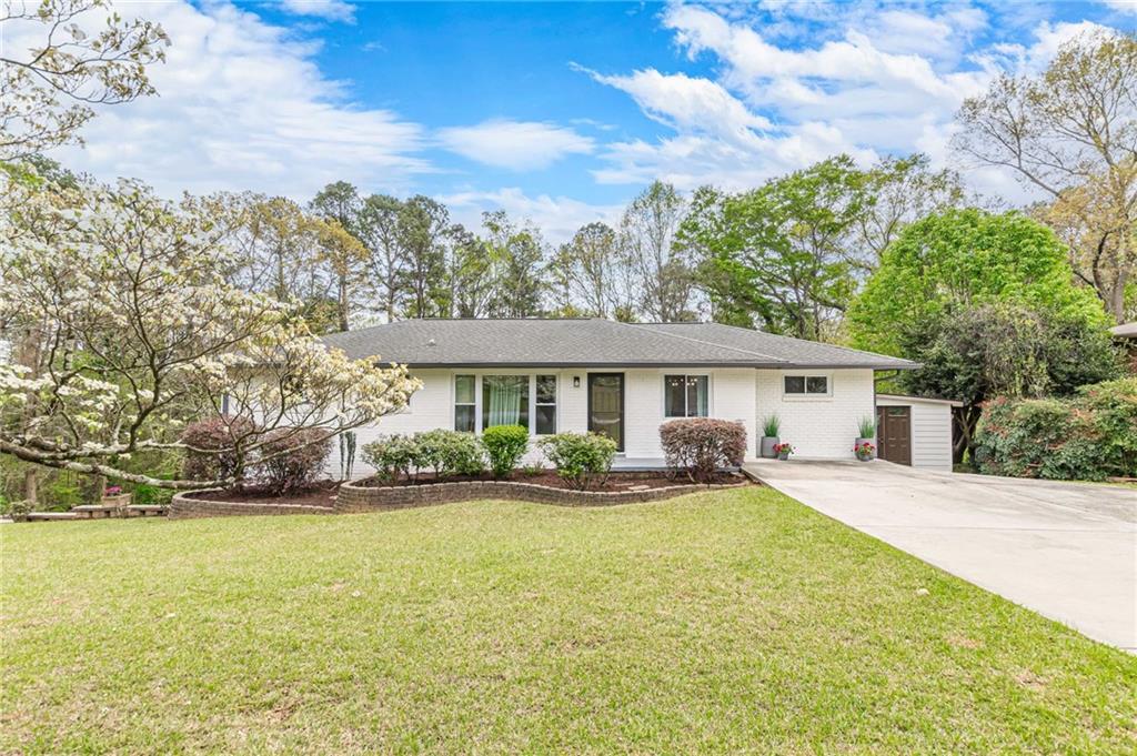 2396 Elmwood Circle SE