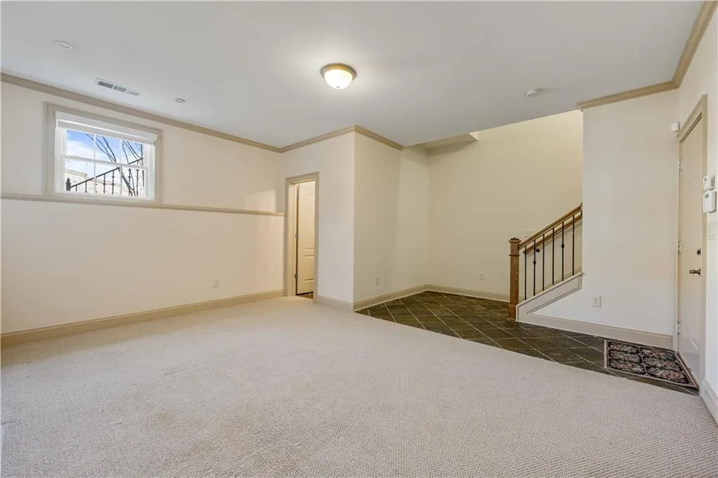 Atlanta, Georgia 30328, United States, 3 Bedrooms Bedrooms, ,4 BathroomsBathrooms,Residential,Active,90921