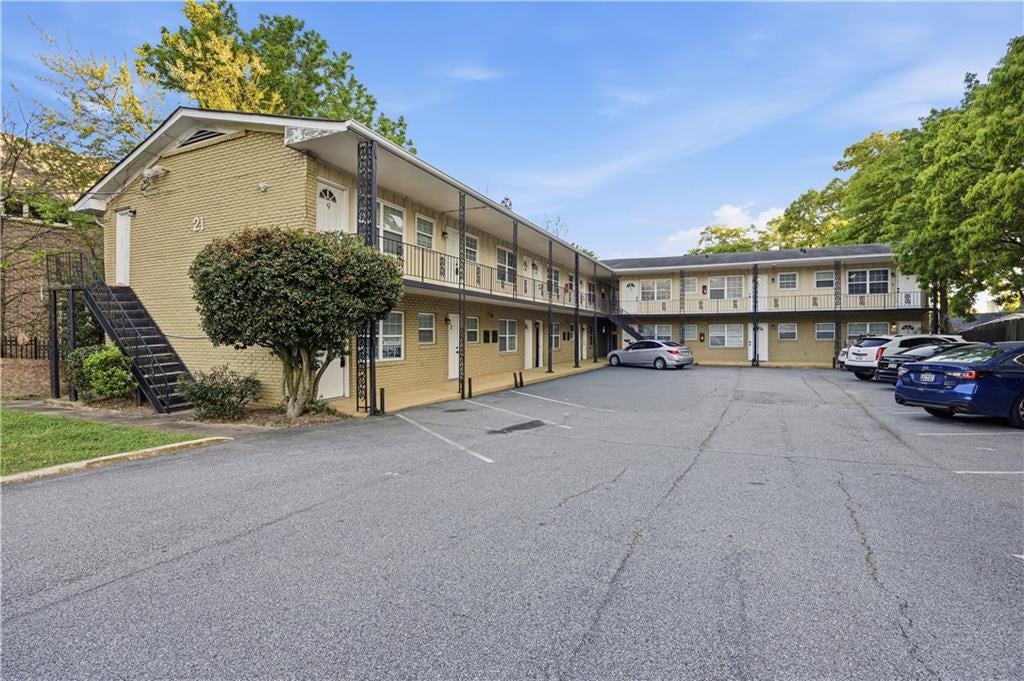 21 Delmont Drive NE 7