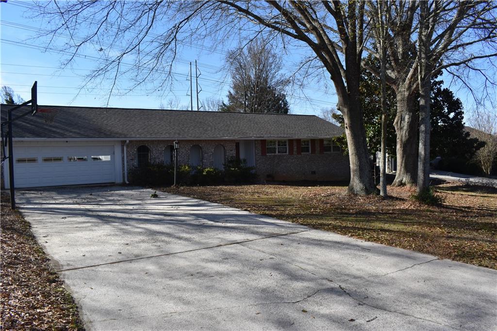 2479 Kingsland Drive