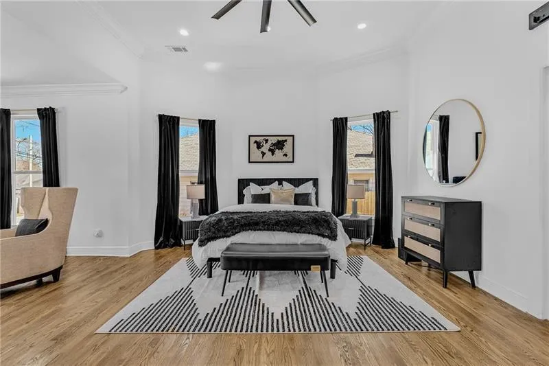 Atlanta, Georgia 30337, United States, 5 Bedrooms Bedrooms, ,4 BathroomsBathrooms,Residential,Active,105776