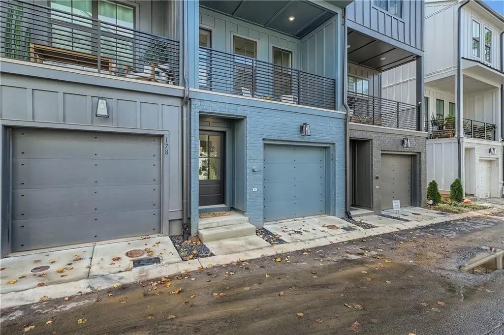 180 Chestnut Circle