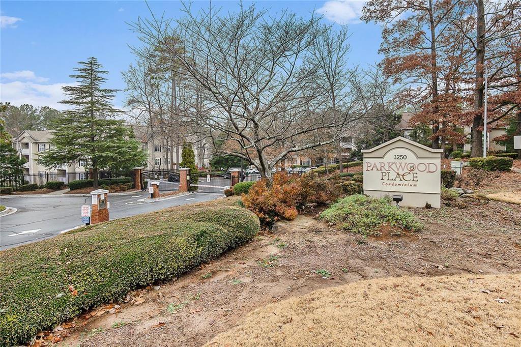 1250 Parkwood Circle #1004, Atlanta, Georgia image 23