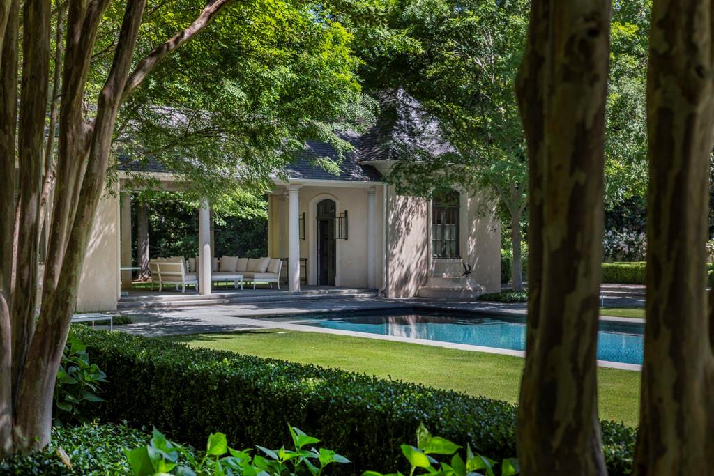 Tuxedo Park - Residential