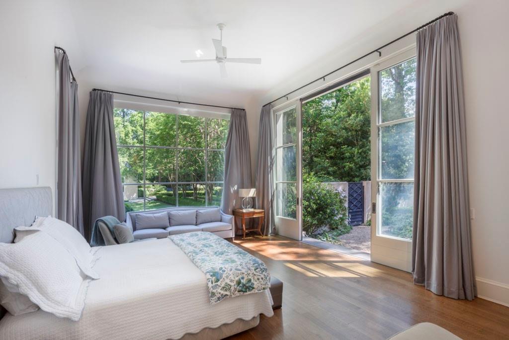 Tuxedo Park - Residential