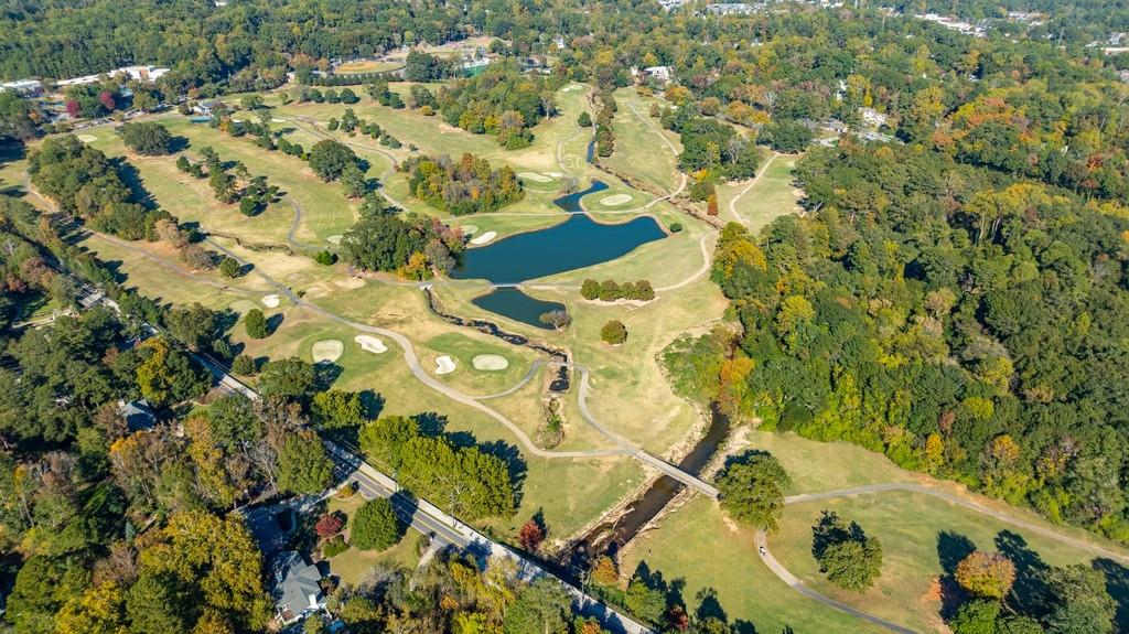 Tuxedo Park - Residential