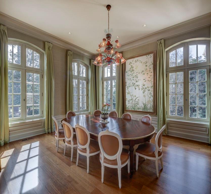 Tuxedo Park - Residential
