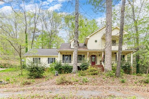 Homes For Sale - 3411 Deer Hollow Run<br/> Conyers, GA 30094