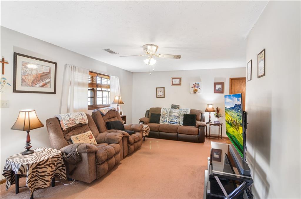 3016 Deshong Drive, Stone Mountain, Georgia image 10