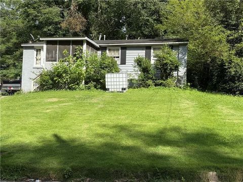 825 Bolton Place NW Atlanta GA 30331