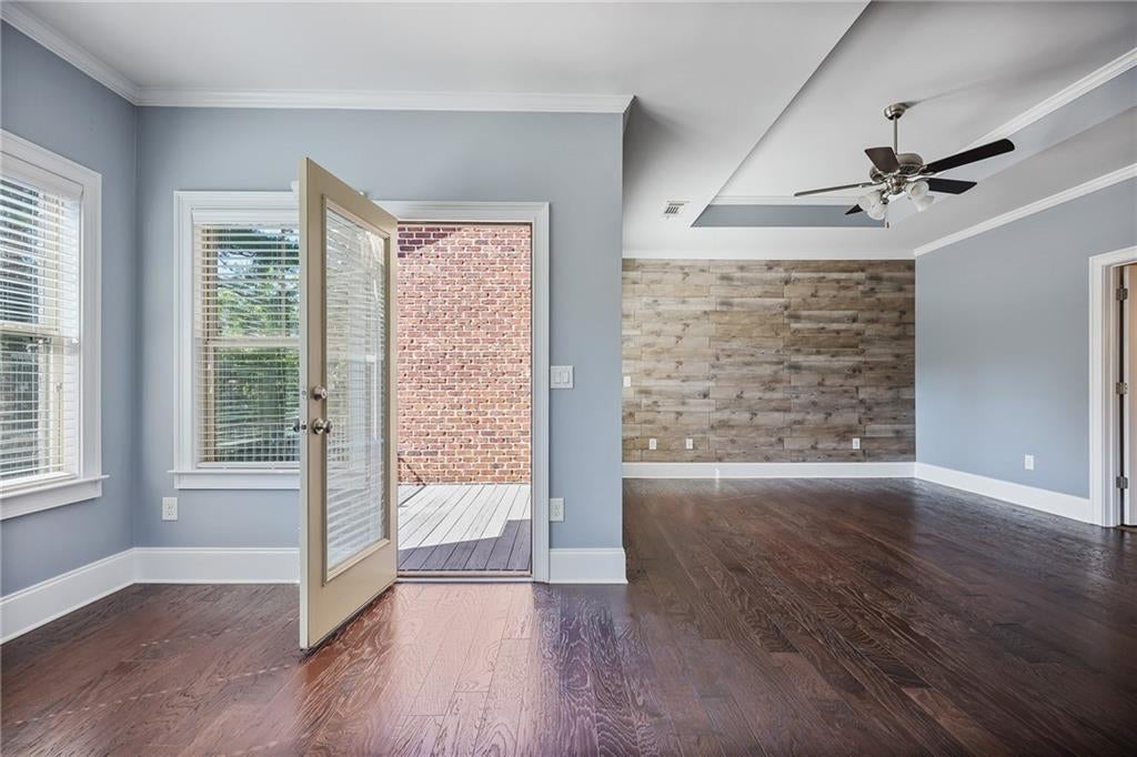 3508 Broughton Square