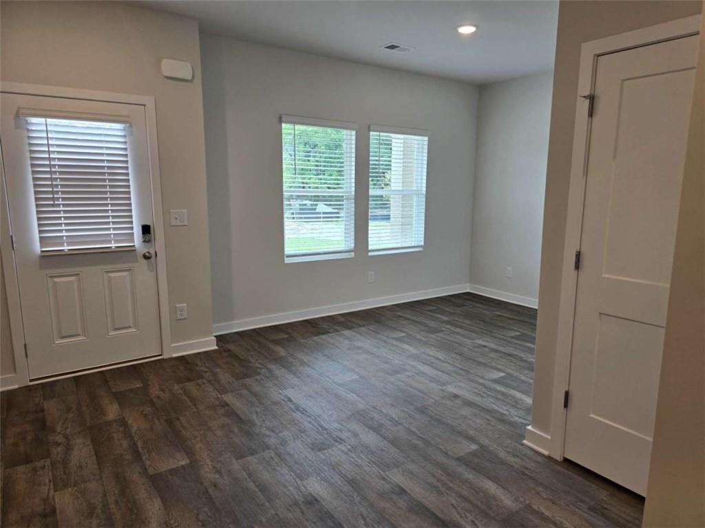 1669 Fuma Leaf Way, Mcdonough, Georgia image 2