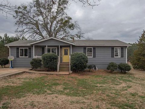 A home in Locust Grove