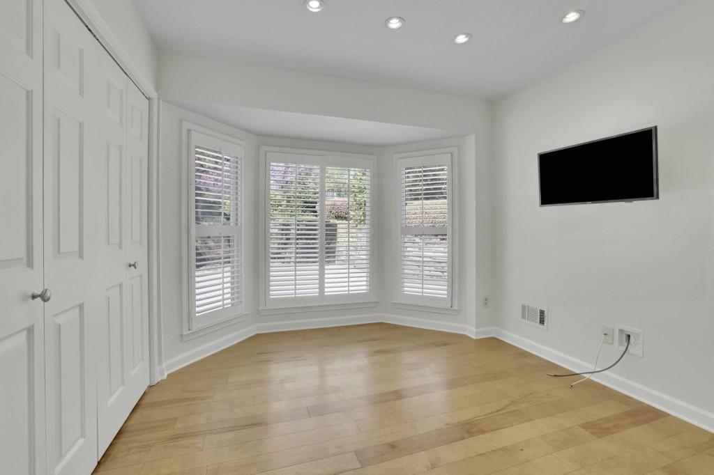 1363 Sheffield Glen Way
