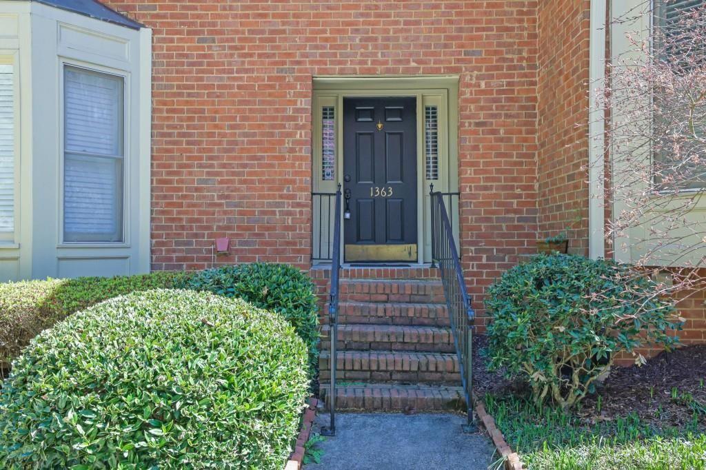 1363 Sheffield Glen Way