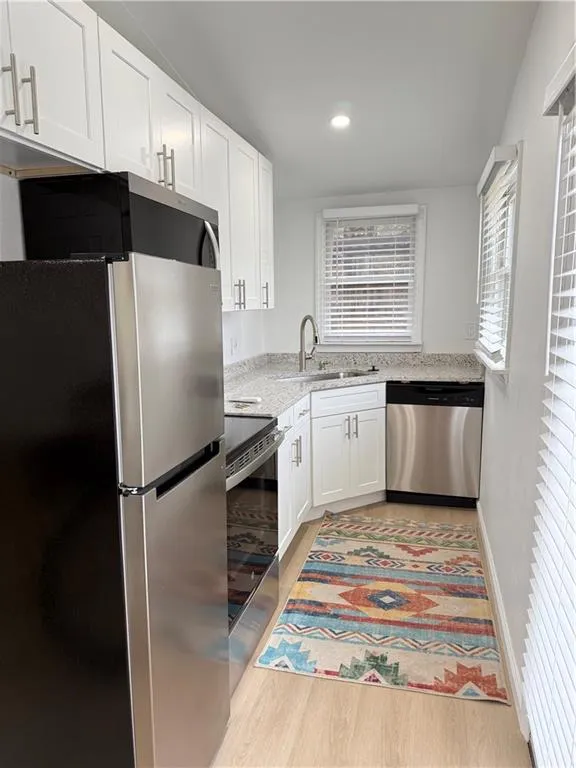 Atlanta, Georgia 30324, United States, 1 Bedroom Bedrooms, ,1 BathroomBathrooms,Residential,Active,246909