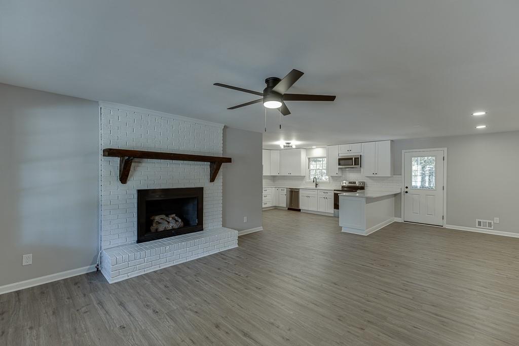 5837 Meadow View Lane