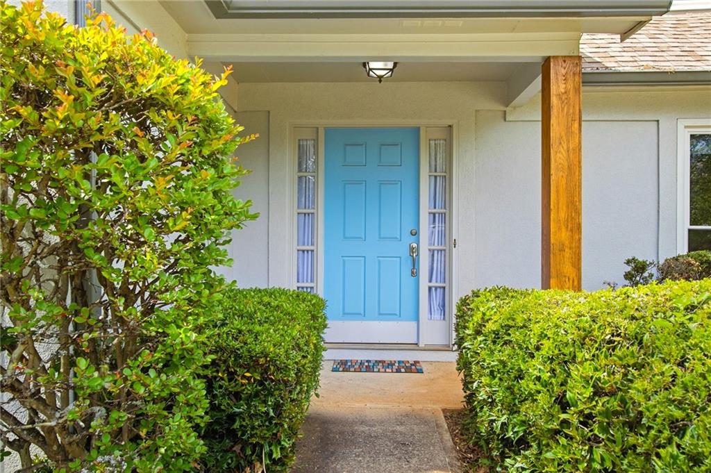 140 River Terrace Point