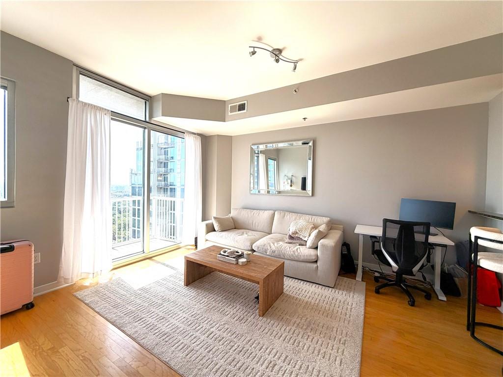 855 peachtree Street NE 1915