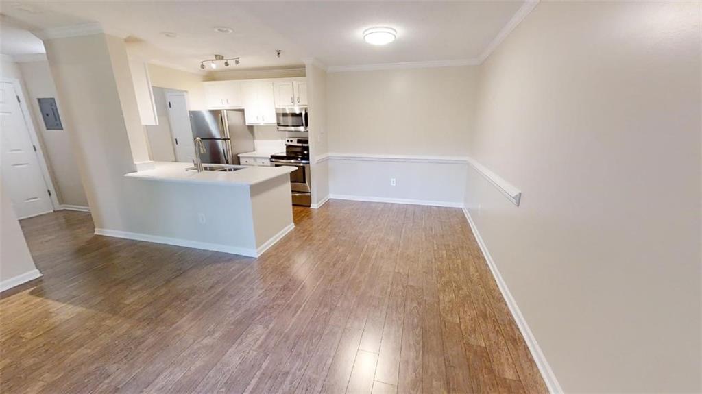 300 Johnson Ferry Road NE B202
