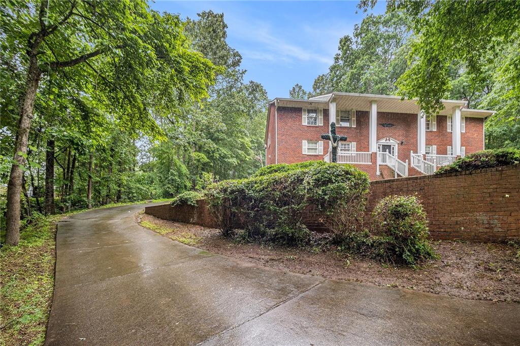 5247 Yeager Road